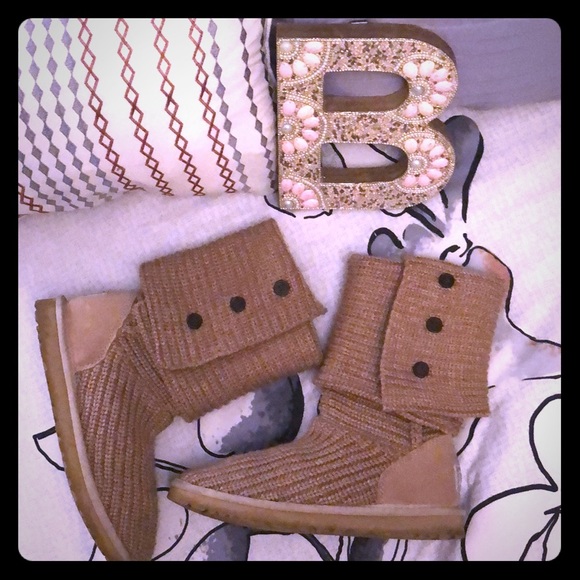 🔥🥰 Authentic UGGs 🎀 - Picture 2 of 8